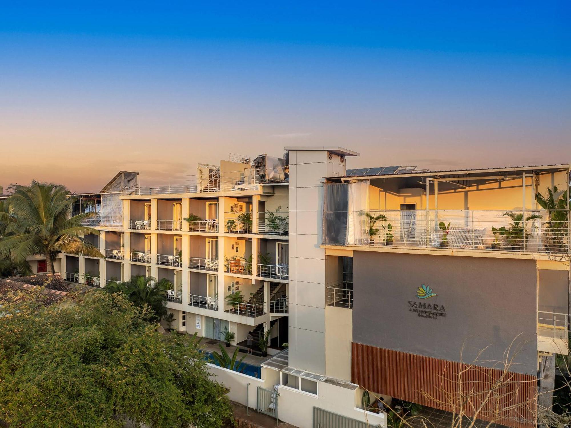 Готель Echor Samara Morjim Goa Sea View Restro Екстер'єр фото